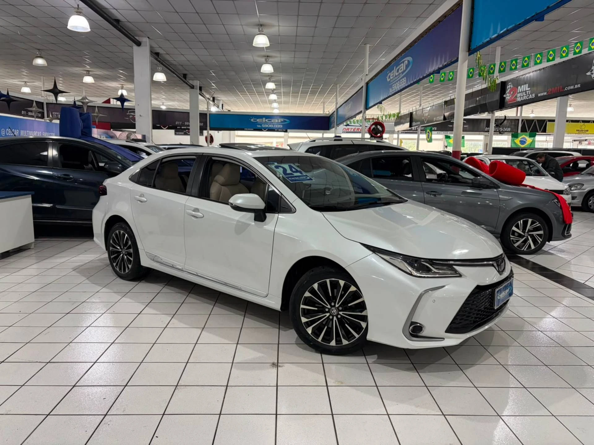 foto do veículo Toyota Corolla VVT-IE ALTIS DIRECT SHIFT 2.0