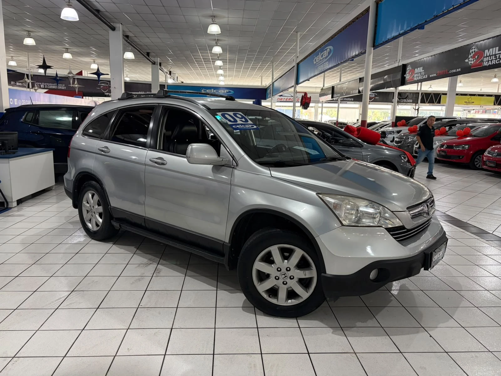 foto do veículo Honda CRV LX 4X2 16V 2.0